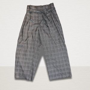 a new day Paper Bag Waist Cropped Pant Size 10